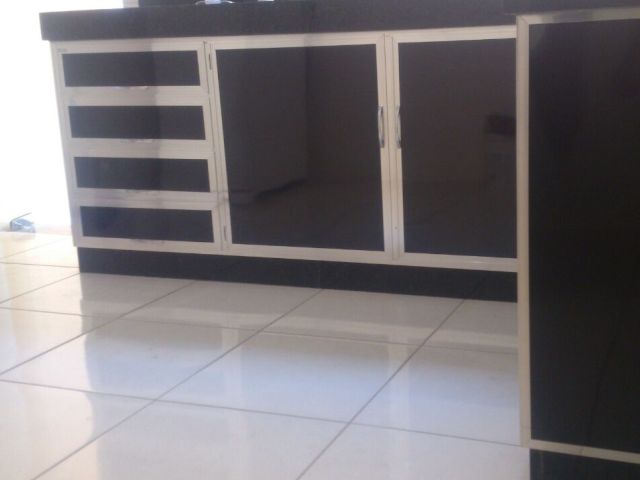 Janela e Porta de Vidro, Vidro Temperado, Box para Banheiro, Armário de Cozinha